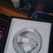 Cable Apple original sellado Nuevo para iPhone y iPad 52905231 - Img 36925377