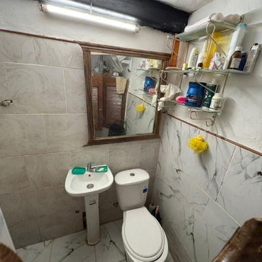 SE VENDE APARTAMENTO EN LA HABANA VIEJA - 7/10