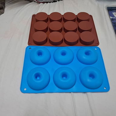 Pesa digital,papel de hornear y moldes para hornear dulces y donas - 4/5