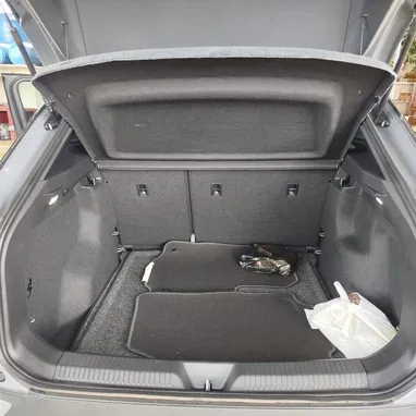 Vendo o negocio Volkswagen ID 4 2025 100% eléctrico 400 km por carga - Img 121692405