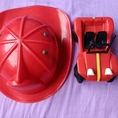 Juego de bomberos. 1 USD cada pieza - 2/2