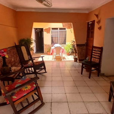 🏡 HOSTAL MARGERIS Y SEVERO – TRINIDAD, SANCTI SPÍRITUS - 9/10
