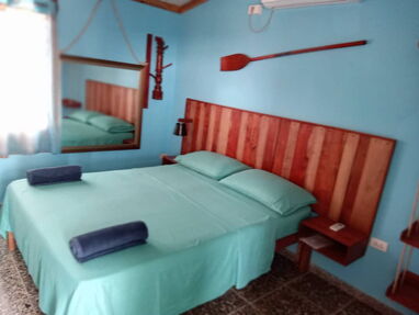 ⭐Renta casa de 3 habitaciones, 3 baños, piscina, cocina,Freezer,garage ,ubicada en Guanabo - Img 62306336
