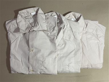 Camisas de uniforme de tiendas - Img 65603212