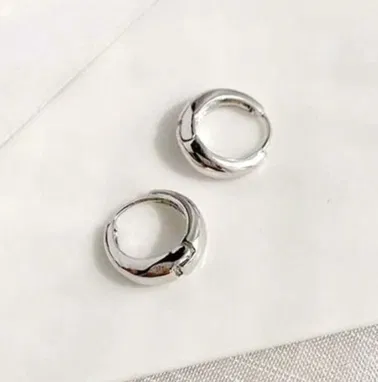 Aretes elegantes diseños varios - Img 95338898