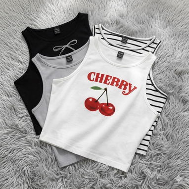 Tops en tendencia - Img 117687795