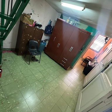 Venta de casa en bajos en Centro habana - 8/10