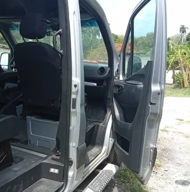 Vendo Mercedes Benz Sprinter 12 Pasajeros. Unica en Cuba - Img 95953224