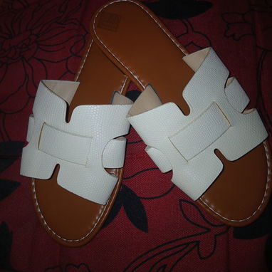 Sandalias, zapatillas - Img 117131912