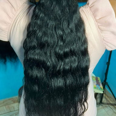 Moños de pelo natural, parejitos y coposos, con una textura sedosa y saludable - 10/10