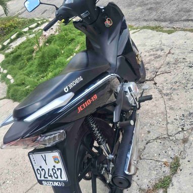 Semi automática 110cc New pocos km caminados chapa y certifico - Img 123967640