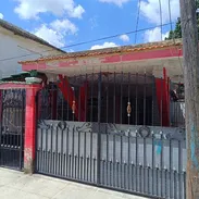 Se vende casa en el reparto Mendoza serca de la feria de la guinera. - Img 56976348
