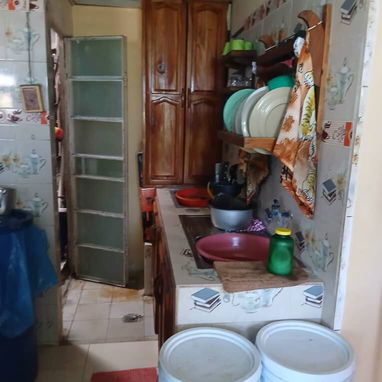 Se vende vivienda en xx aniversario punta brava..apartamento 3er piso interesados para mas detalles 55710233 - 7250572 - 2/3