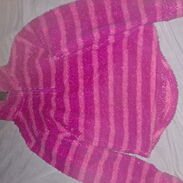 vendo abrigo rosado de niña es usado  talla S - Img 45431567