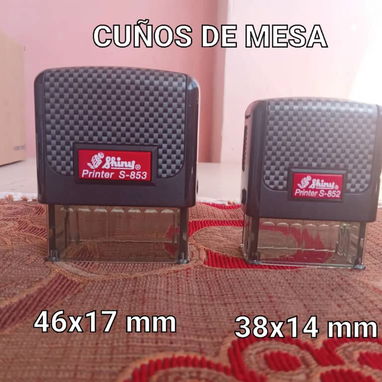 Cuños y gafetes personalizados - Img 107893806