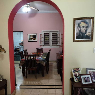 Vendo apto de 2 Habitaciones y 2 ba帽os en Vedado - Img 120576704