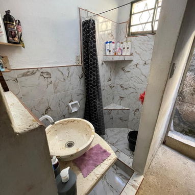 Vendo casa puerta de calle en San Miguel, Diezmero. - 3/10