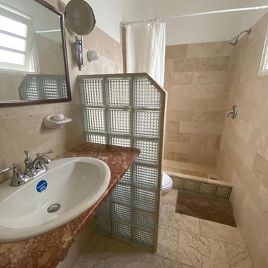 🪼 APARTAMENTO INDEPENDIENTE EN LA HABANA VIEJA | 2 HABITACIONES | IDEAL PARA FAMILIAS Y GRUPOS 🏡✨ - Img 123406967