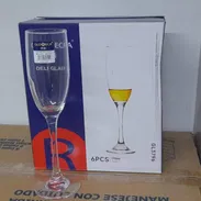 🥂 **Copas de Champaña – 6 unidades – 6500 CUP - Img 55190447