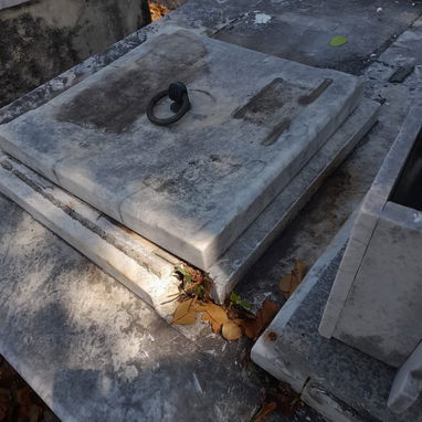 Vendo bóveda en cementerio de colon - Img 120432926