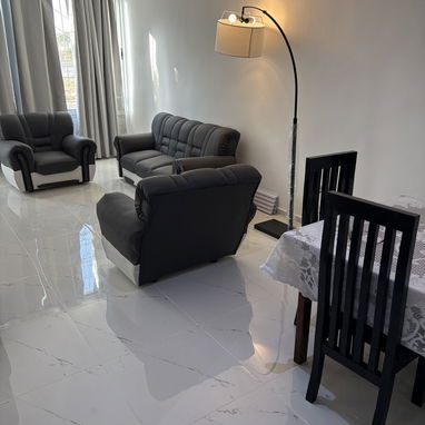 Se venden dos apartamentos, en el Vedado - 2/10