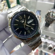 SEIKO 5 Reloj automático de acero inoxidable con esfera azul NEW en caja Diez de Octubre + Garantia 30 días - Img 46001120
