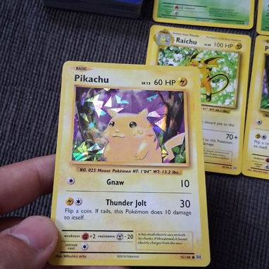 Pokémon TCG — Mazo Pikachu Power | XY Evolutions - 2/3
