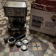 Cafetera eléctrica para negocio o para quien le guste tomarse un buen cafe express - Img 58028596