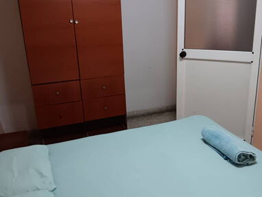 Apartamento de 2 habitaciones para renta por mes en infanta - Img 64475346