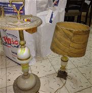 Se vende mesa de bronce y lámpara - Img 45846440