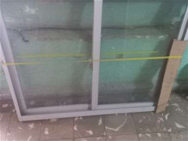 Ganga ventana de cristal y aluminio de 120 de ancho y 1 metro de alto - Img main-image