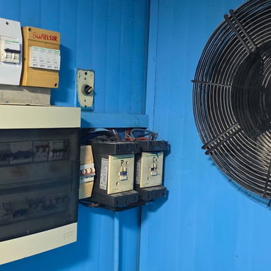 Vendo Cafetería funcionando con todo dentro - 7/10