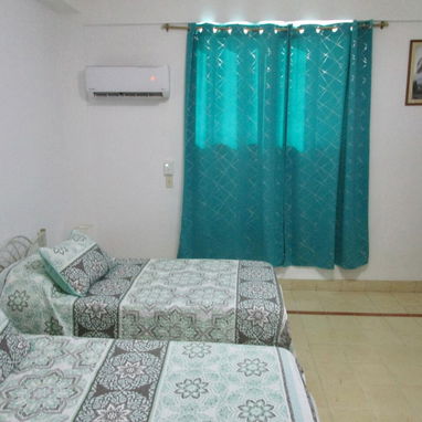 Vive la comodidad en este hermoso apartamento. - Img 114964866