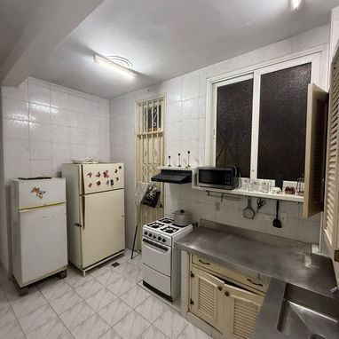 Rento apartamento de dos cuartos en el Vedado - Img 124695075