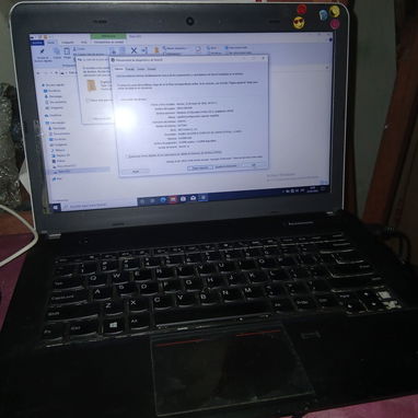 Laptop de uso marca Lenovo - Img 122435204