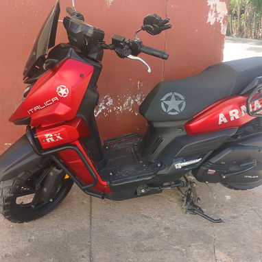 se vende moto de 200 cc como nueva - Img 123130192
