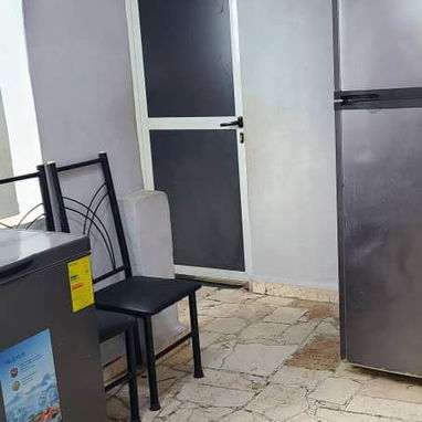 🏠 CASA EN VENTA - biplanta de 2 cuartos con balcón y placa libre | GU-001 - 7/10