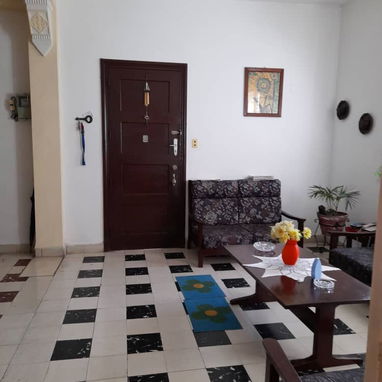 Visita nuestro apartamento ubicado en Calle B, Vedado con una ubicaci贸n privilegiada - Img 114549304
