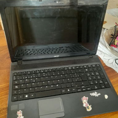 LAPTOP SIN BATERIA - 4/4