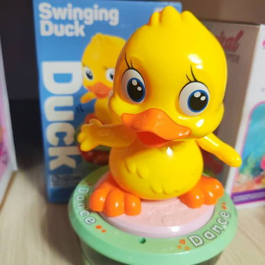 Todos estos juguetes, cantan, tienen luces y caminan. Vienen con sus pilas. Precio 7 - Img 121791518