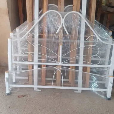 Camas de Tubo con Mensajería y ensamblaje incluido - Img 112824638