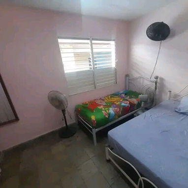 Apartamento con balcón en el sevillano - Img 121884189