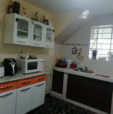 Vendo casa de 3 cuartos 2 baños en el centro del Cotorro - Img 96576290