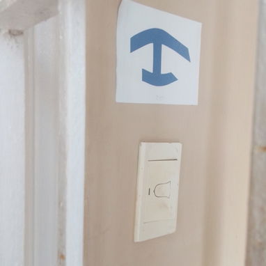 Rento Apartamento vacío en el vedado para negocio con espacio para almacén etc - Img 125006753