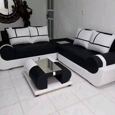 Muebles camas comedor y sillones - 7/10