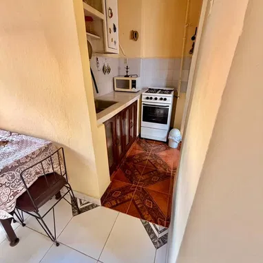 Apartamento primer piso  en A y 23 - 2/10