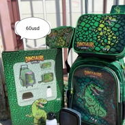 Mochila dinosaurio - Img 55950401