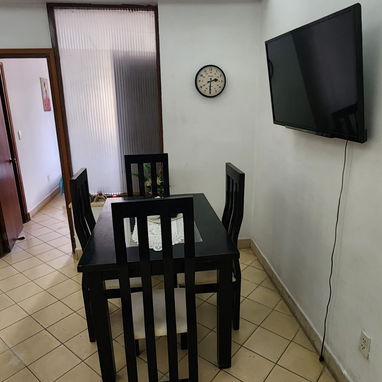 ALQUILER DE JOYA DE APTO EN EL CORAZON DE LA RAMPA - Img 125486560