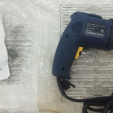 Taladro eléctrico nuevo en caja con un juego de carbones de respuesto - 4/4