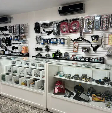 PARTES, PIEZAS Y ACCESORIOS DE AUTOS Y MOTOS. ACCENT, ATOS, I10, LADA, MOSCOVICH, GN-125, AX-100 y DS-150 - Img 69019178